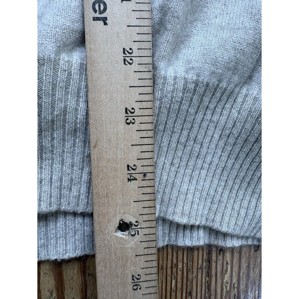 Brunello Cucinelli 100% Cashmere V Neck Sweater Made In Italy Mens Size Med Tan